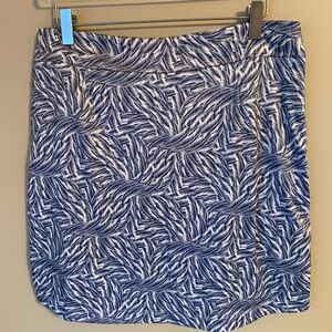Greg Norman Skort Blue Feather print | Women’s Sz M